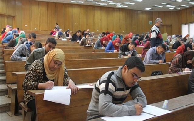 ما مصير امتحانات الجامعات بعد تصريحات وزيرة الصحة الصادمة؟.. مصدر يُجيب